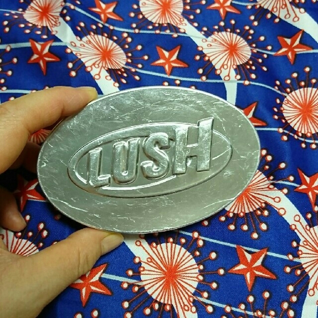 Lush ラッシュ ボディバター缶の通販 By がらやま S Shop ラッシュならラクマ