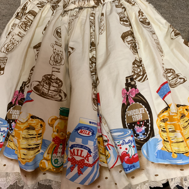 Angelic Pretty(アンジェリックプリティー)のhoney cake ＳＫ アイボリー レディースのスカート(ひざ丈スカート)の商品写真