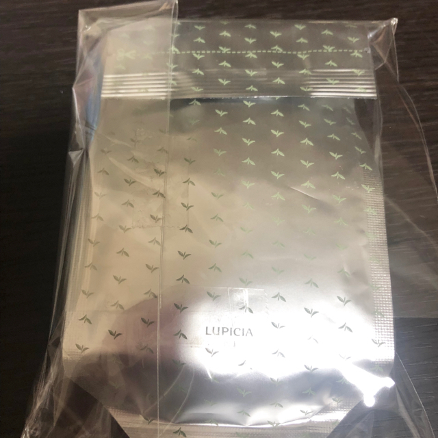 LUPICIA(ルピシア)の✩︎交渉可能✩︎【未使用】LUPICIA さくらんぼの紅茶 食品/飲料/酒の飲料(茶)の商品写真