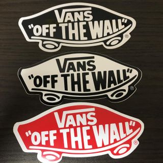 ヴァンズ(VANS)の【縦6.5cm横15cm】VANS ステッカー スケボー 単品購入可(スケートボード)