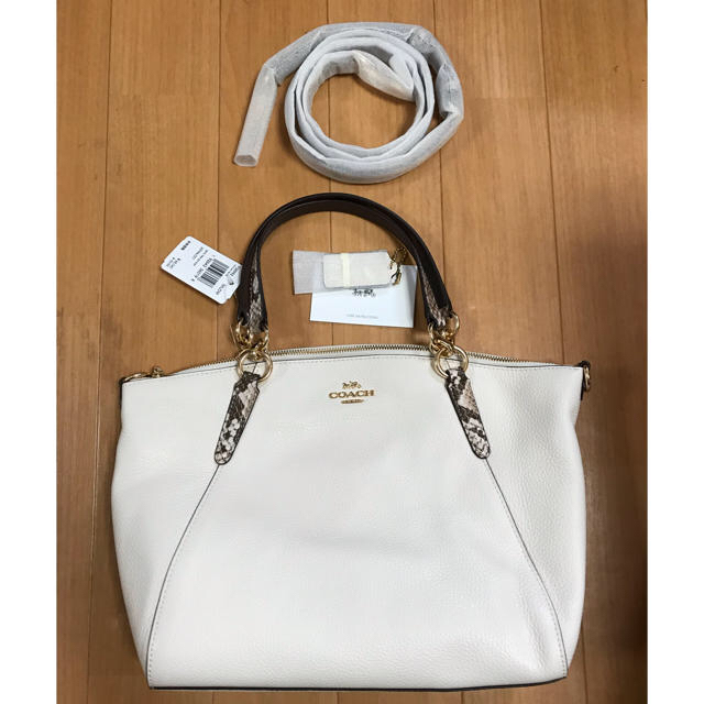 《新品》coach スモール ケルシー サッチェル