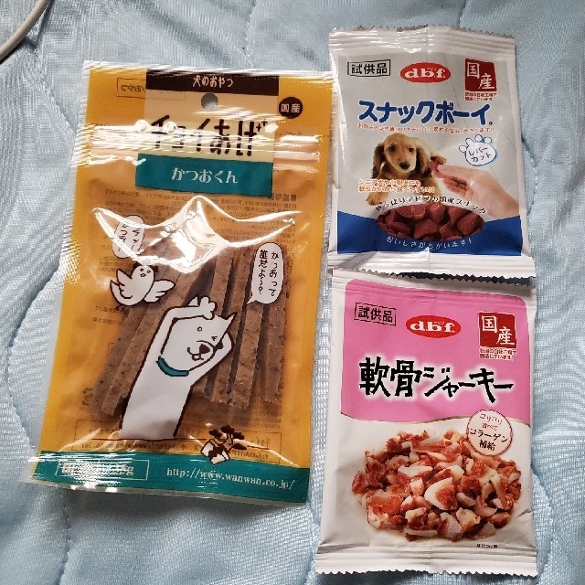 dbf(デビフ)の★国産安心★犬のおやつ三種類　チョイあげ　軟骨ジャーキー　レバー　チキンなど その他のペット用品(ペットフード)の商品写真