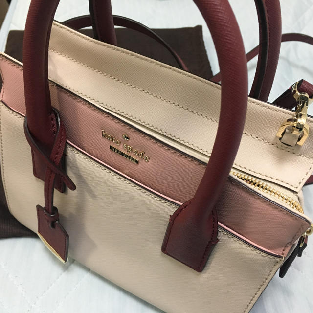 kate spade new york(ケイトスペードニューヨーク)のケイトスペードのショルダーバッグ レディースのバッグ(ショルダーバッグ)の商品写真