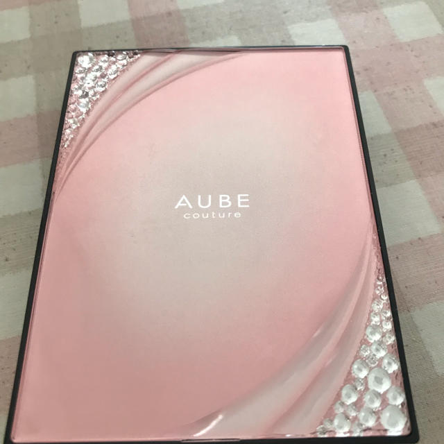 AUBE couture(オーブクチュール)のオーブ アイシャドウ コスメ/美容のベースメイク/化粧品(アイシャドウ)の商品写真