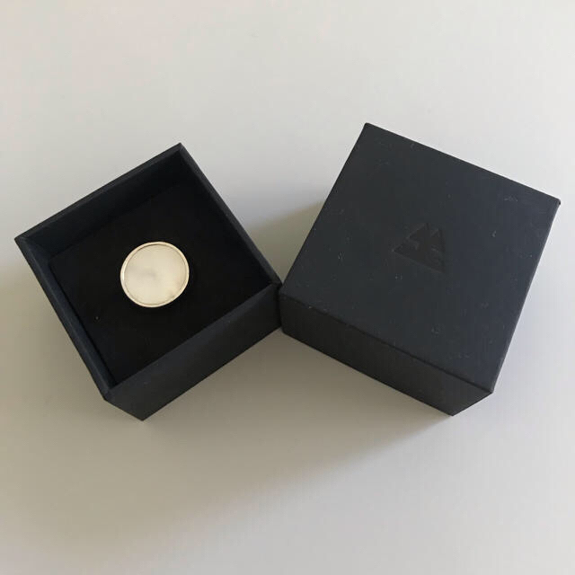 トムウッド リングFlush Mother of Pearl Circle 54 トムウッド リングFlush Mother of Pearl Circle 54