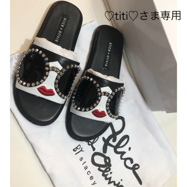 新品未使用☆アリスアンドオリビア Alice+Olivia サンダル フラット