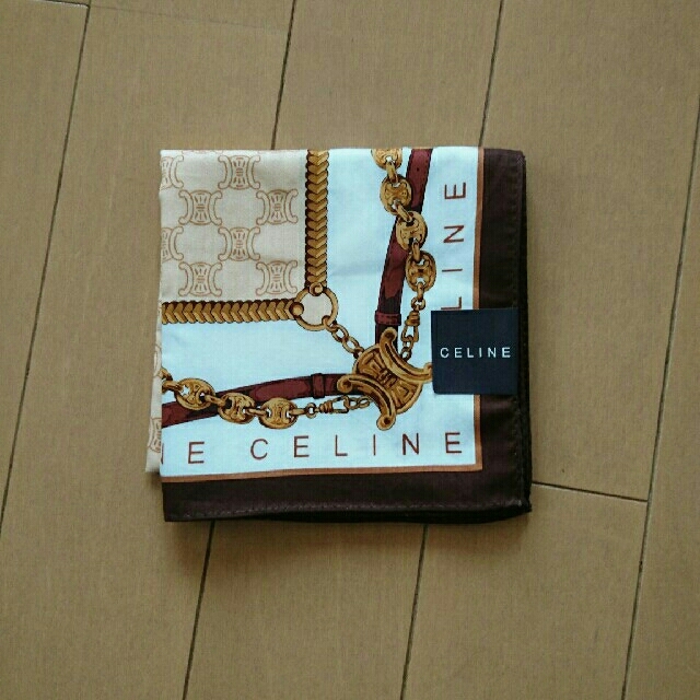 celine(セリーヌ)のCELlNE セリーヌ  ハンカチ(新品) レディースのファッション小物(ハンカチ)の商品写真