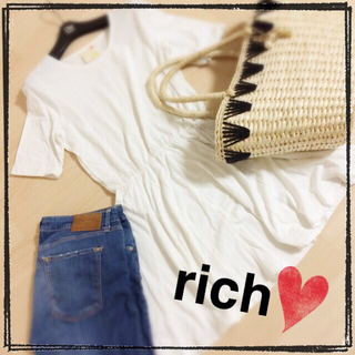 リッチ(rich)のrich♡未使用切替白ワンピース(ひざ丈ワンピース)
