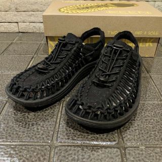 キーン(KEEN)の【新品未使用】KEEN UNEEK ユニーク サンダル ブラック 26.5cm(サンダル)