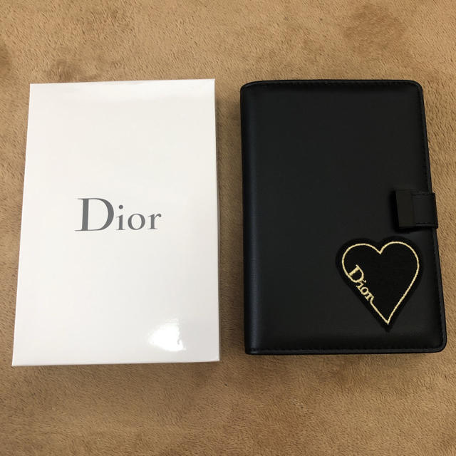 Dior(ディオール)のDior ノベルティ 手帳 インテリア/住まい/日用品の文房具(ノート/メモ帳/ふせん)の商品写真