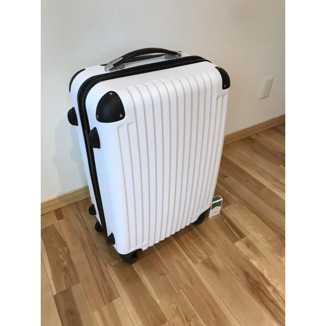 ◎超軽量スーツケース　TSAダイヤルロック　Mサイズ ホワイト　カバー付