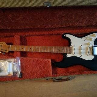 美品　Fender USA American Vintage '57 Strat(エレキギター)