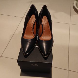 COACH(ハイヒール/パンプス)のフリマアイテム一覧 COACH(ハイヒール/パンプス)のフリマアイテム一覧