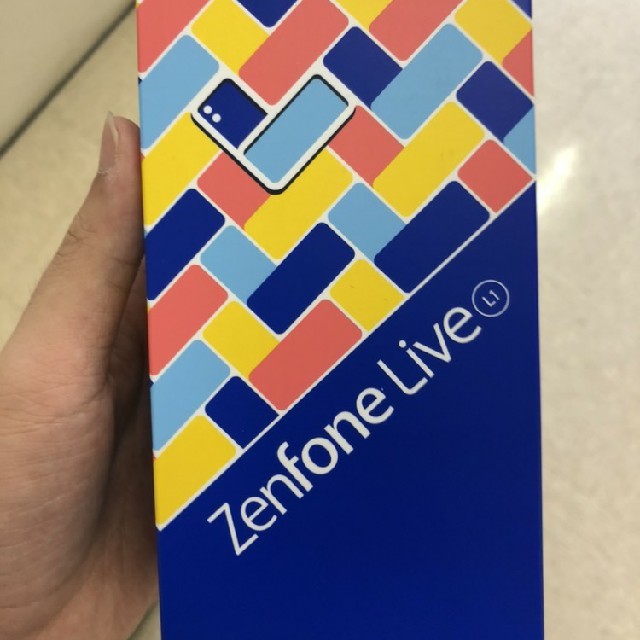 新品未使用未開封　ZenfoneLive L1 ブルー 32GB SIMフリー