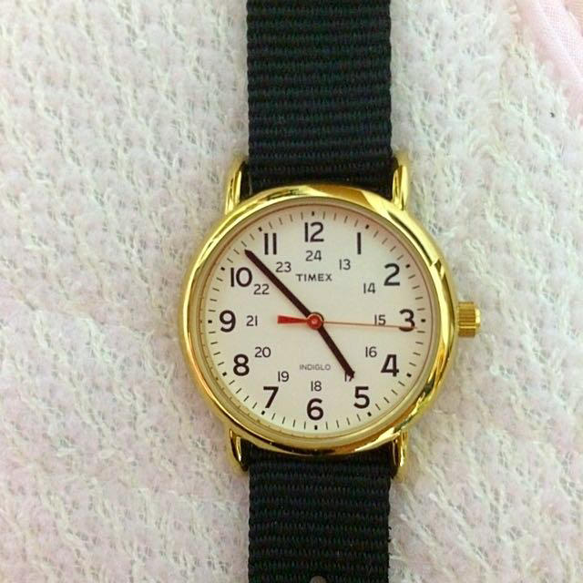 TIMEX(タイメックス)のTIMEX ブラックナイロンベルト レディースのファッション小物(腕時計)の商品写真