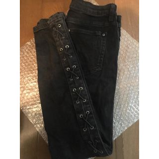 ザラ(ZARA)のZARA ザラ スキニーパンツ デニム 黒(スキニーパンツ)