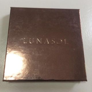 ルナソル(LUNASOL)のシャイニングフェースカラー(フェイスパウダー)