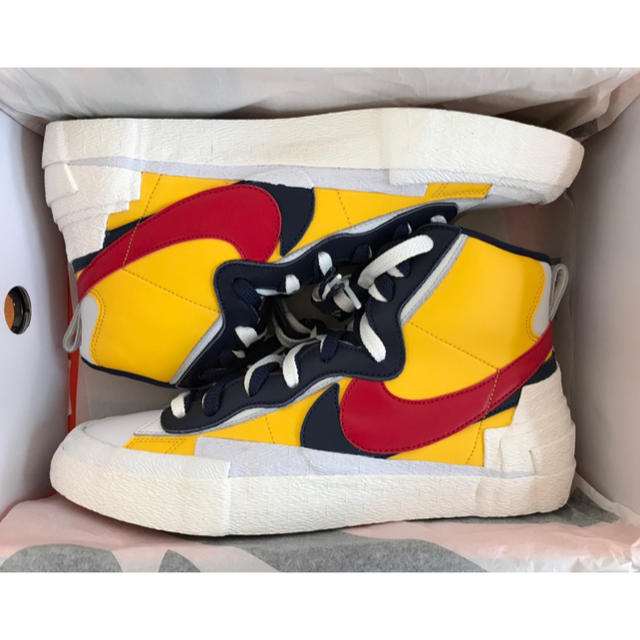 sacai(サカイ)の新品 NIKE×sacai BLAZER ナイキ サカイ ブレーザー 黄色 メンズの靴/シューズ(スニーカー)の商品写真