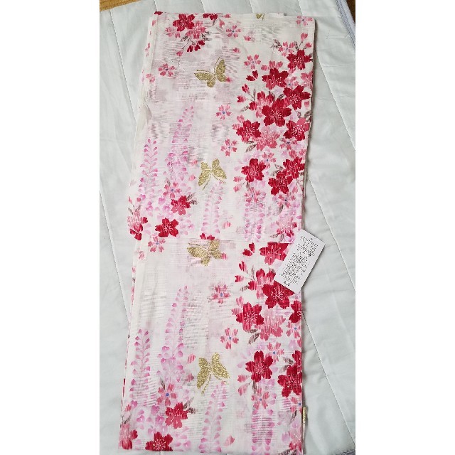 浴衣・変わり織・蝶、桜に藤模様-