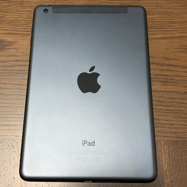 Apple(アップル)の再出品 Apple iPad mini 第1世代 ソフトバンク MD542J/A スマホ/家電/カメラのPC/タブレット(タブレット)の商品写真