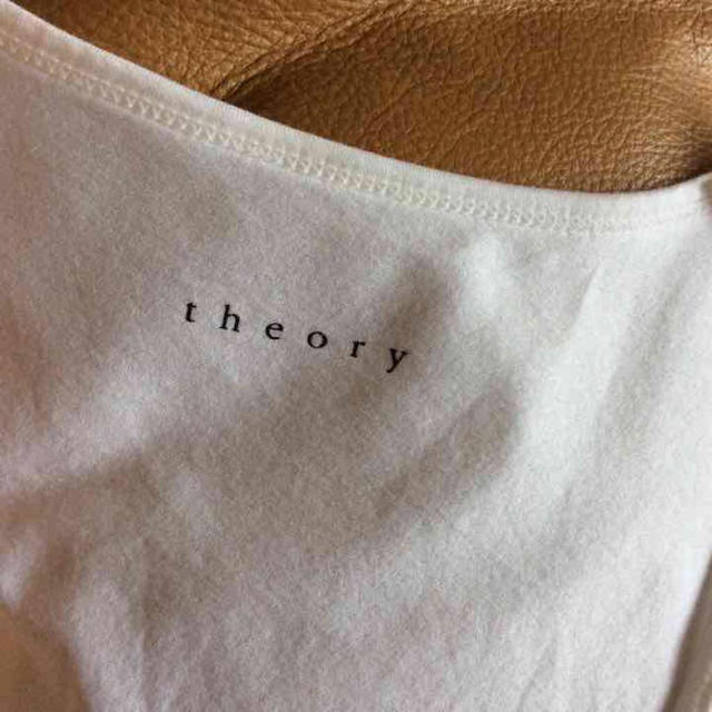 theory(セオリー)のセオリー 白Tシャツ 使用回数少 美品☆ レディースのトップス(Tシャツ(半袖/袖なし))の商品写真