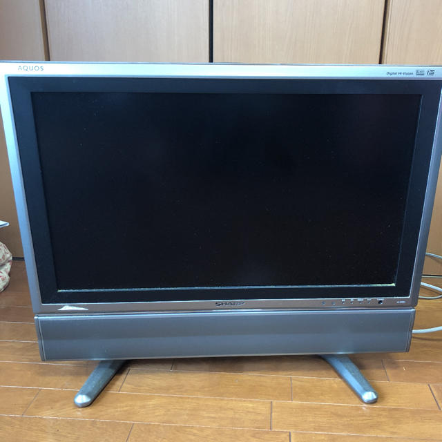 AQUOS(アクオス)のSHARP テレビ 液晶 26インチ AQUOS スマホ/家電/カメラのテレビ/映像機器(テレビ)の商品写真