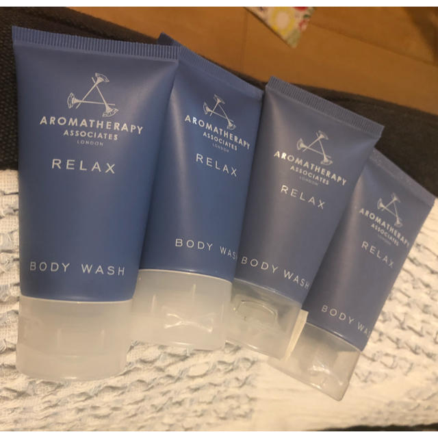 AROMATHERAPY ASSOCIATES(アロマセラピーアソシエイツ)のneko様専用♡AROMATHERAPY ASSOCIATES4点 コスメ/美容のボディケア(ボディソープ/石鹸)の商品写真