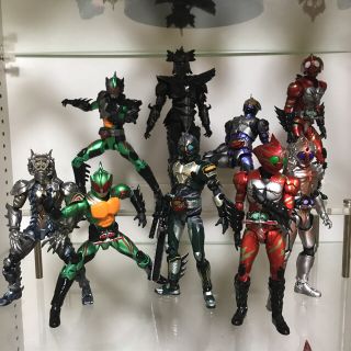 BANDAI - s.h.figuarts 仮面ライダーアマゾンズ 9体セット アマゾン ...