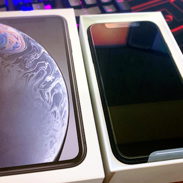 美品 iPhone - iPhoneXR 64GB SIMフリー新品未使用 判定〇 スマートフォン本体 美品 iPhone - iPhoneXR 64GB SIMフリー新品未使用 判定〇 スマートフォン本体
