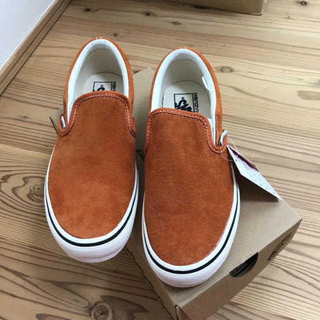 VANS(ヴァンズ)の新品 バンズ スリッポン 23.5 レディースの靴/シューズ(スリッポン/モカシン)の商品写真