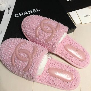 シャネル(CHANEL)のCHANELピンクツイードスリッパ新品未使用🎀(スリッパ/ルームシューズ)