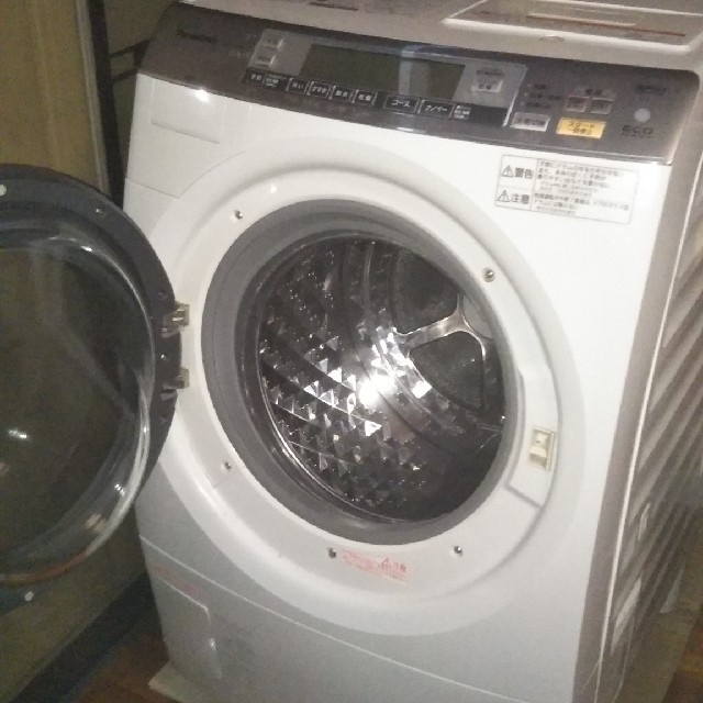 Panasonic(パナソニック)のnanaさん専用　ドラム式洗濯乾燥機 NA-VX7100L スマホ/家電/カメラの生活家電(洗濯機)の商品写真