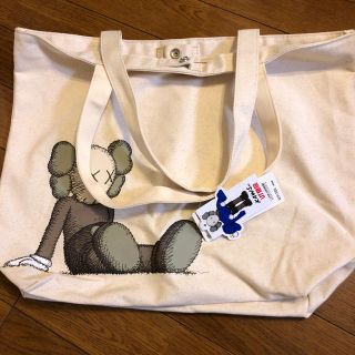 ユニクロ(UNIQLO)のユニクロ カウズ  コラボトート(トートバッグ)