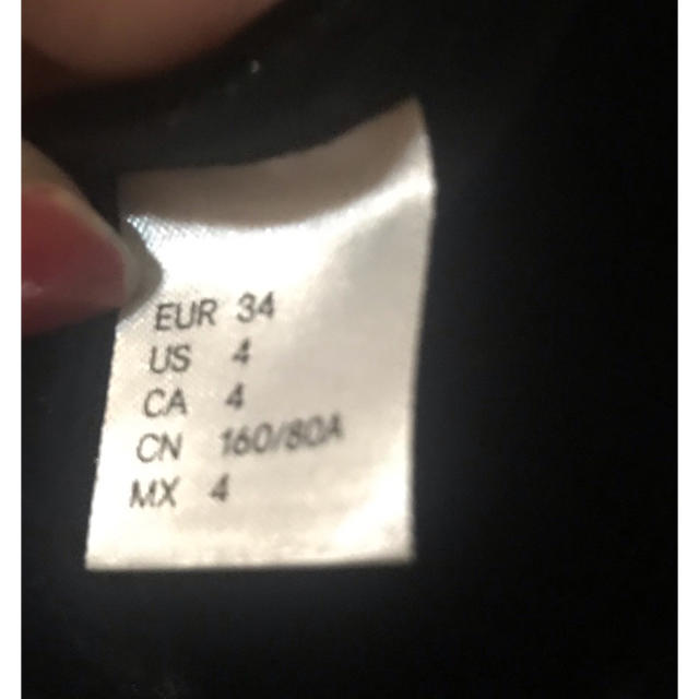 H&M(エイチアンドエム)の新品未使用❤︎ベロア ワンピース❤︎限界価格❤️ レディースのワンピース(ミニワンピース)の商品写真