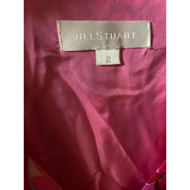 JILLSTUART(ジルスチュアート)の7月4日で出品終了 Jill Stuart 膝丈花柄ワンピース レディースのワンピース(ひざ丈ワンピース)の商品写真