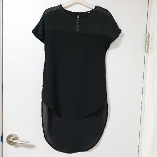 エイチアンドエム(H&M)のH&M ロングテール ジャガードシフォンブラウス ブラック サイズXS(シャツ/ブラウス(半袖/袖なし))