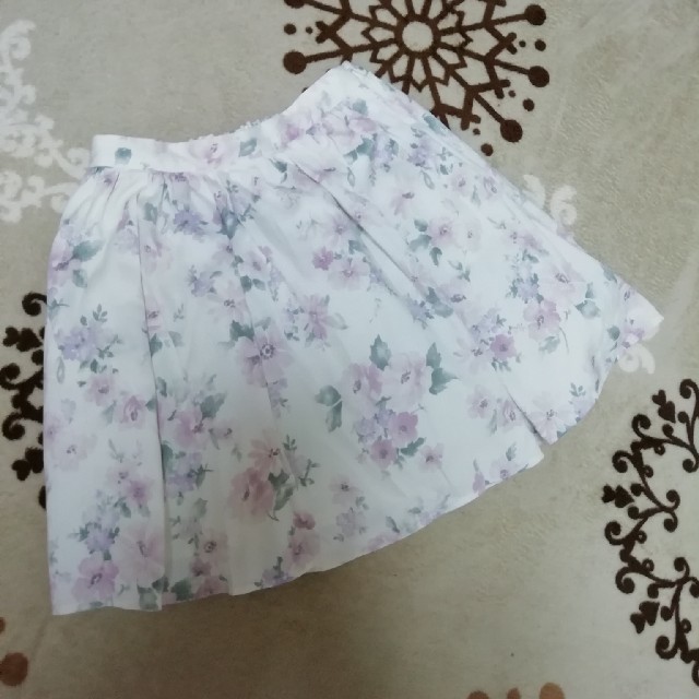 evelyn(エブリン)のエブリン 花柄スカート♡ レディースのスカート(ひざ丈スカート)の商品写真