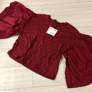 ザラ(ZARA)のZARA フレアスリーブ Tシャツ チュニック レッド 新品(Tシャツ(半袖/袖なし))