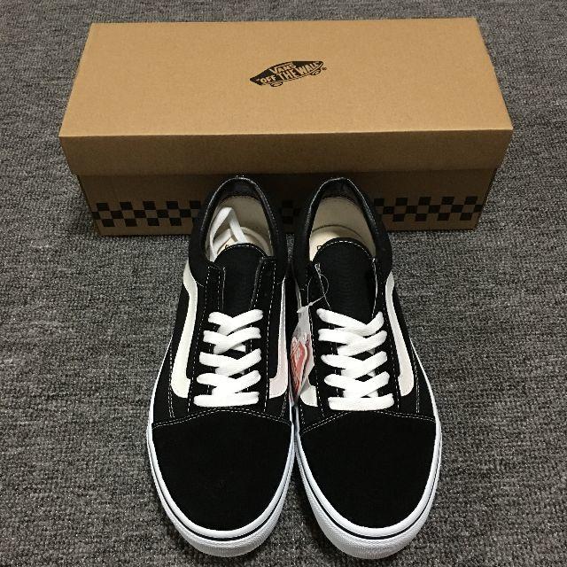 VANS(ヴァンズ)の★VANS　OLD SKOOL(オールドスクール)　国内正規品 26.5cm メンズの靴/シューズ(スニーカー)の商品写真