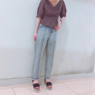 ダブルクローゼット(w closet)のサンライズ様専用 新品 w closet 前切替デニムストレートパンツ(デニム/ジーンズ)