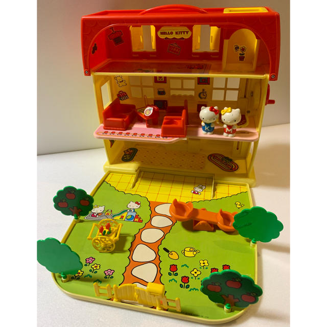 1976 キティちゃんのマンションの通販 by kurodai's shop|ラクマ 1976 キティちゃんのマンションの通販 by kurodai's shop|ラクマ