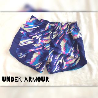 アンダーアーマー(UNDER ARMOUR)のアンダーアーマーランニングショートパンツジュニアUNDERARMOURヒートギア(ウェア)