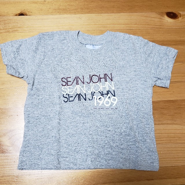 Sean John(ショーンジョン)のレア☆ショーンジョンTシャツ キッズ/ベビー/マタニティのベビー服(~85cm)(Ｔシャツ)の商品写真