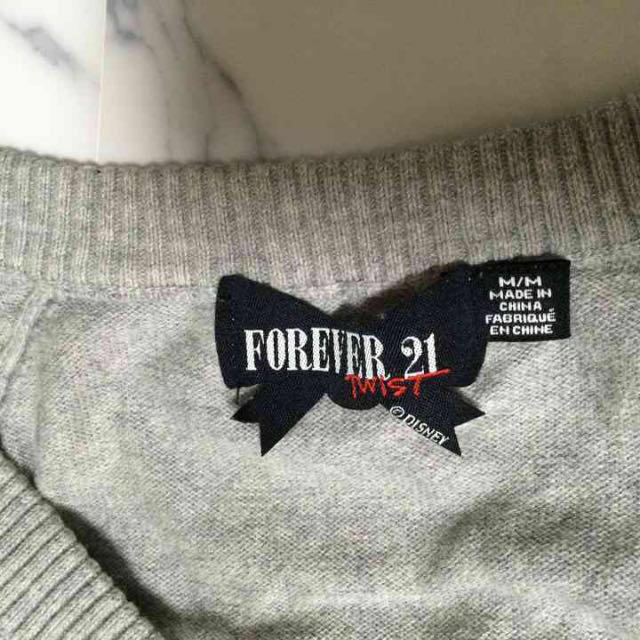 FOREVER 21(フォーエバートゥエンティーワン)のForever21❤︎ミニーカットソー レディースのトップス(カットソー(長袖/七分))の商品写真