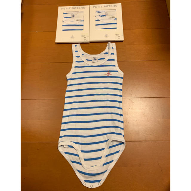 PETIT BATEAU(プチバトー)のプチバトー ロンパース 肌着 36m 95cm 2枚セット  キッズ/ベビー/マタニティのキッズ服男の子用(90cm~)(下着)の商品写真