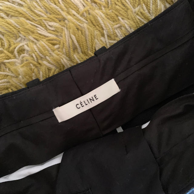 celine(セリーヌ)のceline パンツ レディースのパンツ(クロップドパンツ)の商品写真