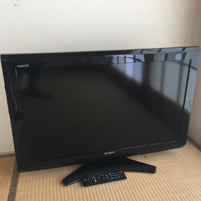 AQUOS(アクオス)の液晶カラーテレビ SHARP AQUOS  LC-32E9 ジャンク品 スマホ/家電/カメラのテレビ/映像機器(テレビ)の商品写真