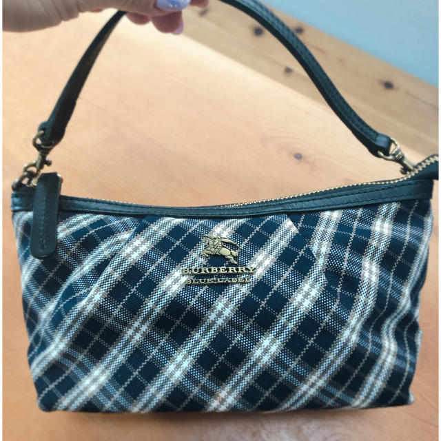 BURBERRY BLUE LABEL(バーバリーブルーレーベル)のBurberryブルーレーベル  ハンドバッグ レディースのバッグ(ハンドバッグ)の商品写真