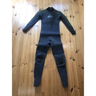 クイックシルバー(QUIKSILVER)のグラタンさん専用(*´꒳`*) Quicksilverウェットスーツxs/46(サーフィン)