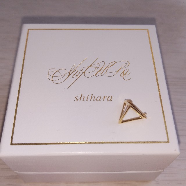 shihara（シハラ)の、3DTriangleピアスmamaさま専用